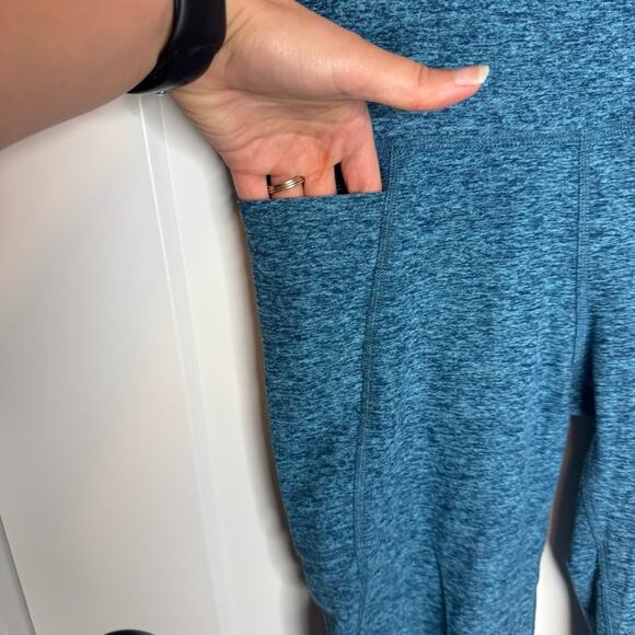 Beyond Yoga Teal Blue Space Dye High Rise Pocket 7/8 Leggings Size Small - Picture 2 of 5